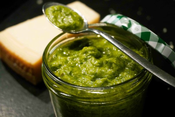 Bärlauchpesto Bärlauchpesto