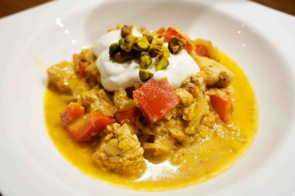 Hähnchen_Pistanzien_Joghurt Hähnchen_Pistanzien_Joghurt