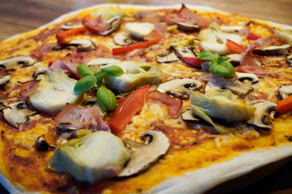 Pizza_Schinken_Champignons, Artischoken, Pizza_Schinken_Champignons, Artischoken,